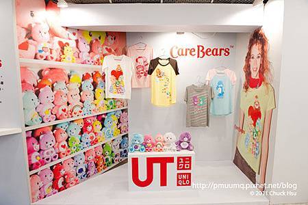 Care Bears色彩鮮艷的小熊在雲端上的『Care a lot』王國(UT GALLERY＠四四南村).jpg