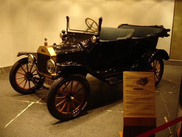 model-T.JPG