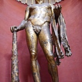 西元2世紀從龐貝戲院附近出土的鍍金銅雕像大力士 Hercules