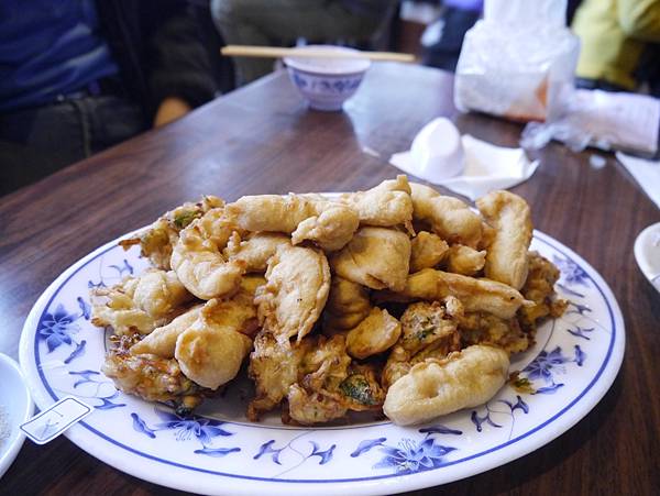 今日中午我們光顧了"味珍香卜肉店"