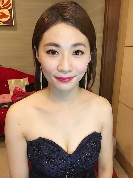 1. 新娘秘書,自然風格,馬尾,中部婚攝,台中新秘,中部新秘,新娘造型,造型師,乾淨妝感,新娘油頭,法爾微創,影像製片,林酒店