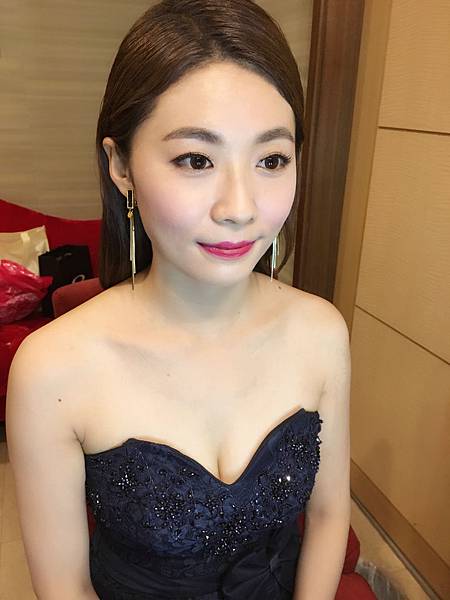 1. 新娘秘書,自然風格,馬尾,中部婚攝,台中新秘,中部新秘,新娘造型,造型師,乾淨妝感,新娘油頭,法爾微創,影像製片,林酒店