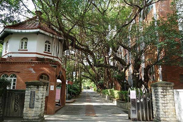 1010073_10151451353481179_2064427412_n 1010073_10151451353481179_2064427412_n