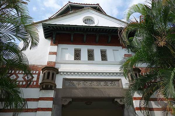 1045013_10151451357206179_1097660837_n