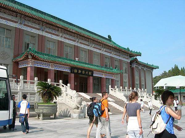 33656_434952696178_6724516_n