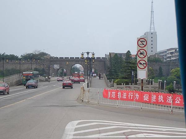 1001141_10151454394956179_1067502010_n