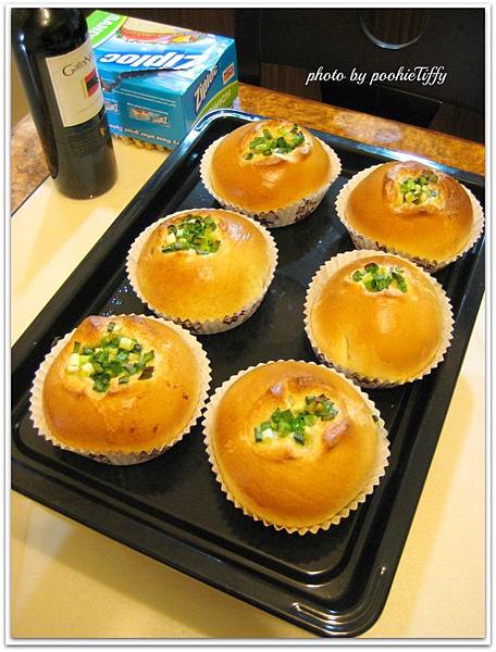 蔥花肉鬆麵包 蔥花肉鬆麵包