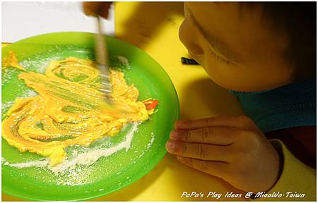 蜜蜂-02.jpg 蜜蜂-02.jpg