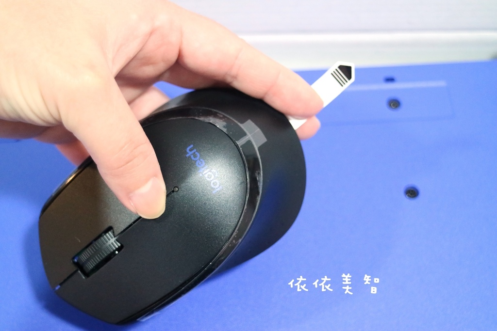 羅技MK345無限鍵盤滑鼠組 (7).JPG