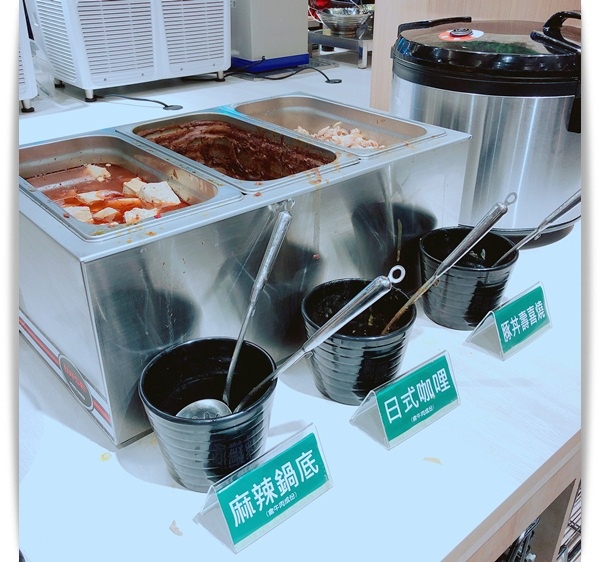 肉肉吃到飽「星野肉肉鍋-左營新光三越店」CP值高高 ❤