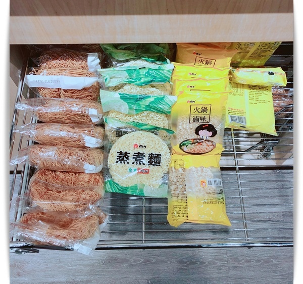 肉肉吃到飽「星野肉肉鍋-左營新光三越店」CP值高高 ❤