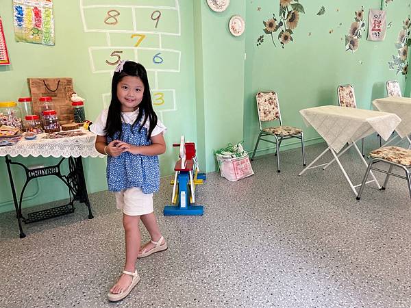 高雄果貿兒童公園旁「十十饞堂」台式復古味、還可以打彈珠喔！！