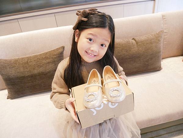 歐美風格「ANG & JON」小女孩的華麗娃娃鞋♡