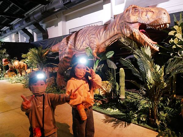 2024龍年必去！！高雄「侏羅紀恐龍探險樂園」一起來探險吧！