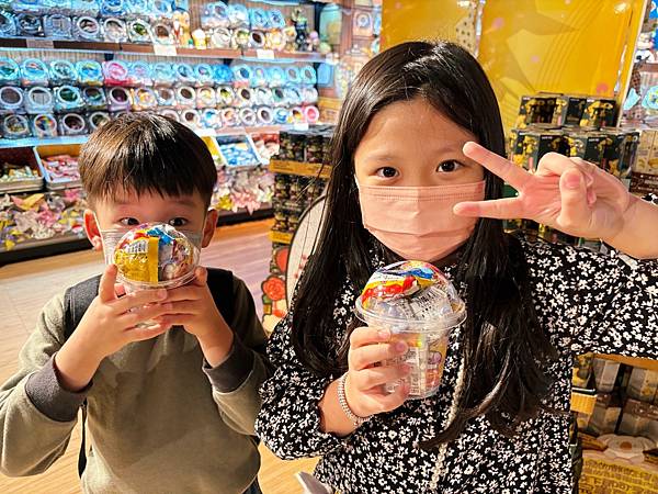 台北「唐吉軻德CITY LINK 南港店」小孩愛的零食塞到飽