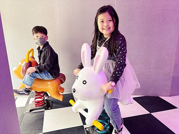 高雄新堀江「Kakoko Coffee Bar」美式復古風、