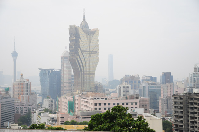 東望洋燈塔與砲台