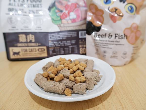 Petbakery紐西蘭凍乾可以作為一般飼料的營養補給