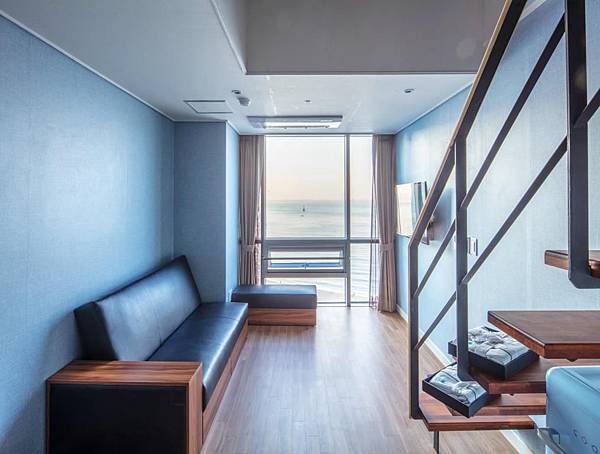 海景標準複式閣樓房 (Standard Ocean View Duplex Penthouse)