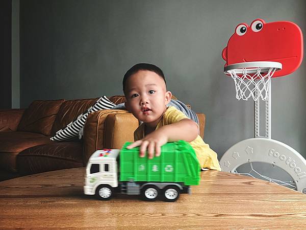 LINE_ALBUM_頑玩具_221006_3.jpg LINE_ALBUM_頑玩具_221006_3.jpg