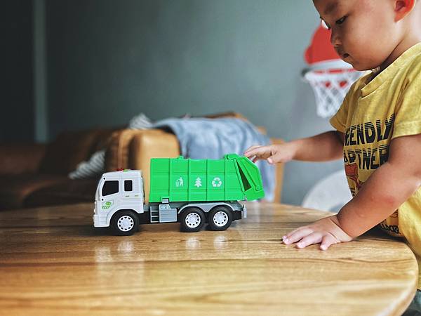 LINE_ALBUM_頑玩具_221006_8.jpg LINE_ALBUM_頑玩具_221006_8.jpg