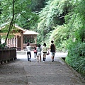休息完要準備下山囉