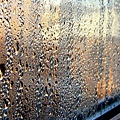 condensation-in-double-glazing-glass.jpg