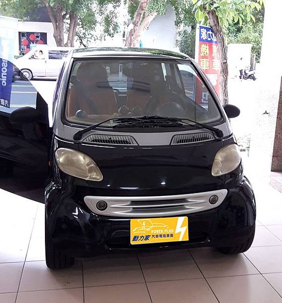 司麥特SMART 雙門小車 0.6-國際 560L25-1 司麥特SMART 雙門小車 0.6-國際 560L25-1