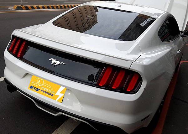福特FORD Mustang 2.3 L4 EcoBoost 2016年式 福特FORD Mustang 2.3 L4 EcoBoost 2016年式
