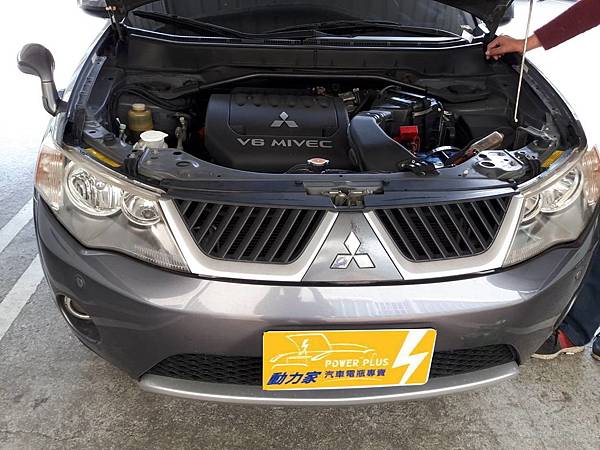 三菱MITSUBISHI OUTLANDER- 台南動力家電池行