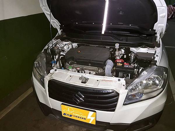 鈴木SUZUKI SX4- 台南電池行 鈴木SUZUKI SX4- 台南電池行