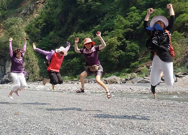 武界龍紋石104.07.04 (38).jpg