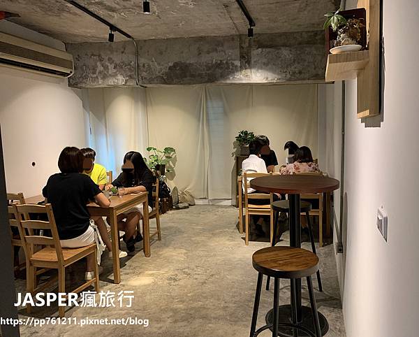 【宜蘭美食】羅東廢墟老宅內喝咖啡，路過經過就是不要錯過這裡是