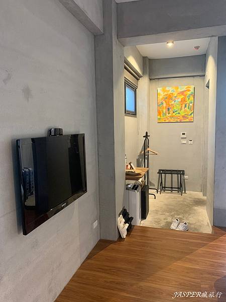 【花蓮住宿】瑞穗住宿首選,山下的厝溫泉民宿,特色黃金湯加上設