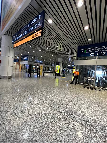 【馬來西亞】馬來西亞入境必備回程機票、吉隆坡入境流程以及出境 【馬來西亞】馬來西亞入境必備回程機票、吉隆坡入境流程以及出境