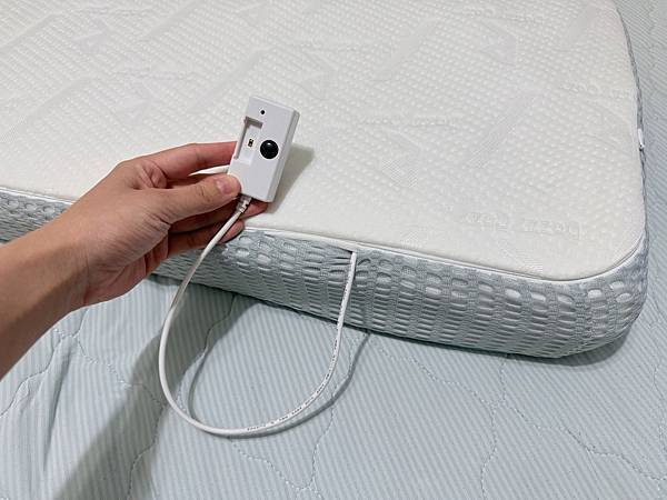 沈浸式音樂一覺好眠到天亮：不打呼不痠痛AirCozy智能氣動