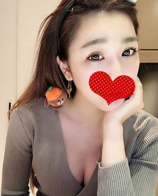 A1380983404