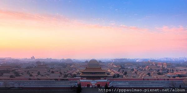2560px-The_Forbidden_City_-_View_from_Coal_Hill.jpg