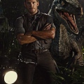 chris-pratt-and-his-raptor-friend-for-jurassic-world.jpg