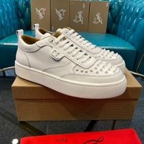 履き心地 2021春夏トレンド クリスチャンルブタン スニー