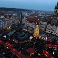 111115082527-christmas-markets-prague-story-top