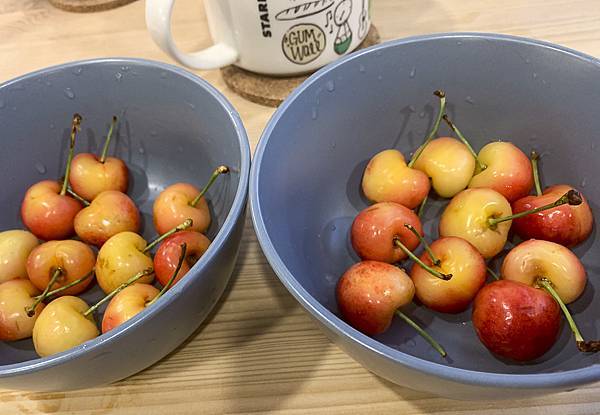 rainier cherries