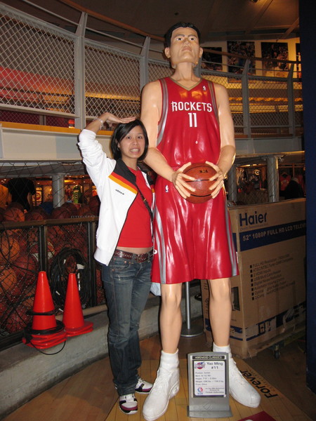 YAO MING....未免也太高了