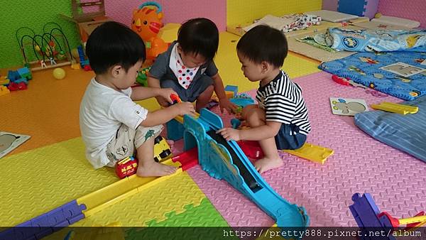 我的ㄅㄨㄅㄨ車要溜滑梯了 我的ㄅㄨㄅㄨ車要溜滑梯了