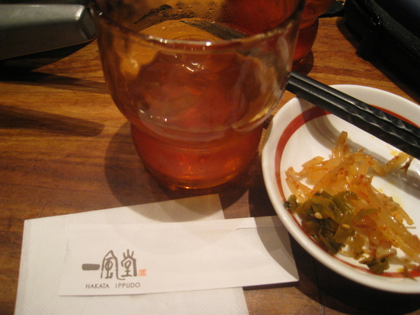 一風堂五反田店冰茶 小菜