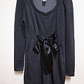 (已售出)灰色造型綁帶洋裝,蝴蝶結可綁前或綁後