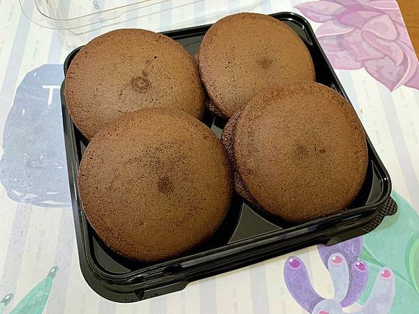 全聯雪藏生巧銅鑼燒巧克力口味21食記分享 外星小玫瑰部落格 外星小玫瑰的地球美食探險全紀錄 聯絡外星小玫瑰 Laurentpretty Gmail Com 痞客邦