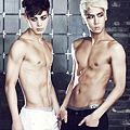 74372-vixx-hong-bin-and-ravi-go-shirtless.jpg