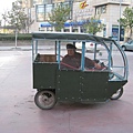 Small taxi in Beijing 北京也有板的