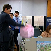 Lie.To.Me.E13.720p.HDTV.x264-AREA11.mkv_20110706_000242.jpg Lie.To.Me.E13.720p.HDTV.x264-AREA11.mkv_20110706_000242.jpg